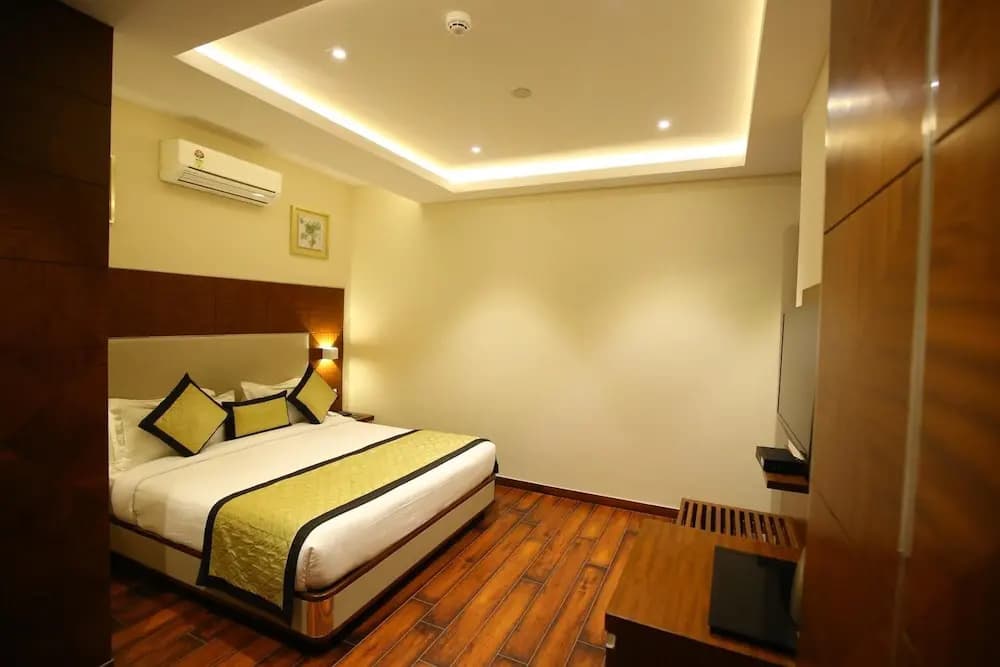 The IC's Hotel - photo 21