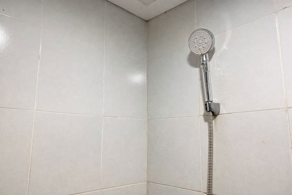 Basic Look Studio Apartment At Vittoria Residence - photo 7