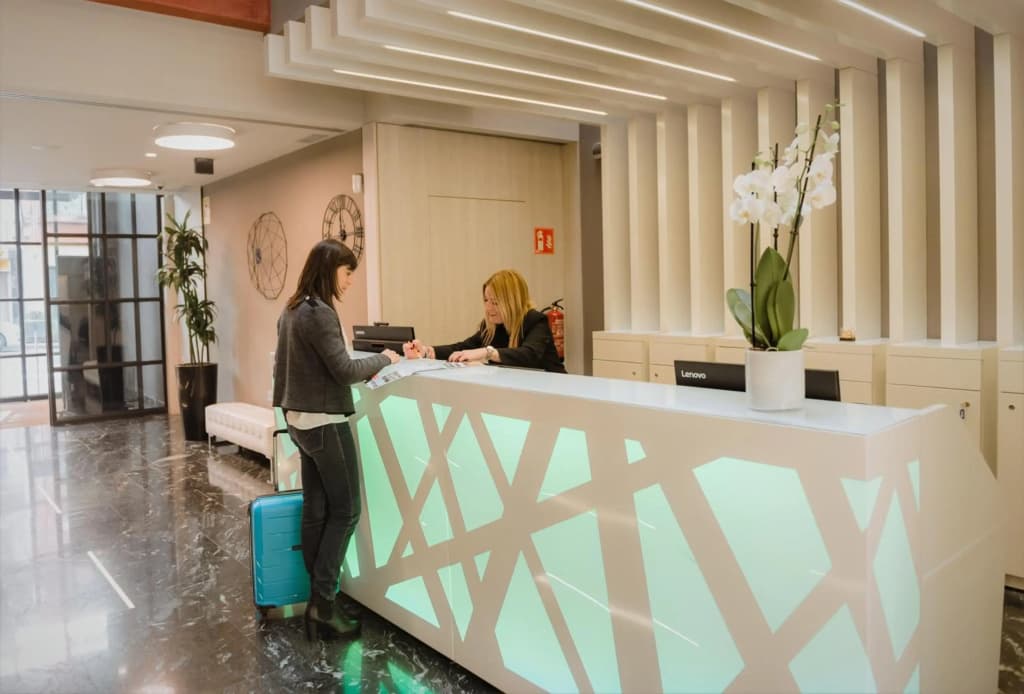 Arya Stadium Hotel - photo 26