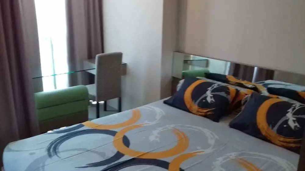 GP Plaza Apartment - photo 2