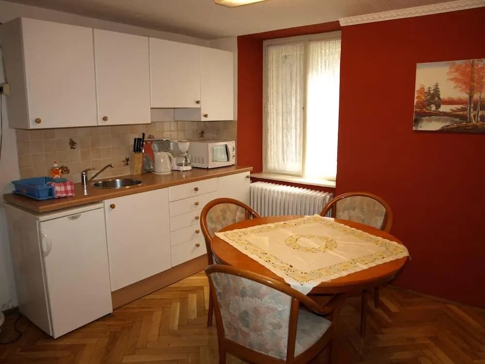 Liechtenstein Apartments II - photo 18