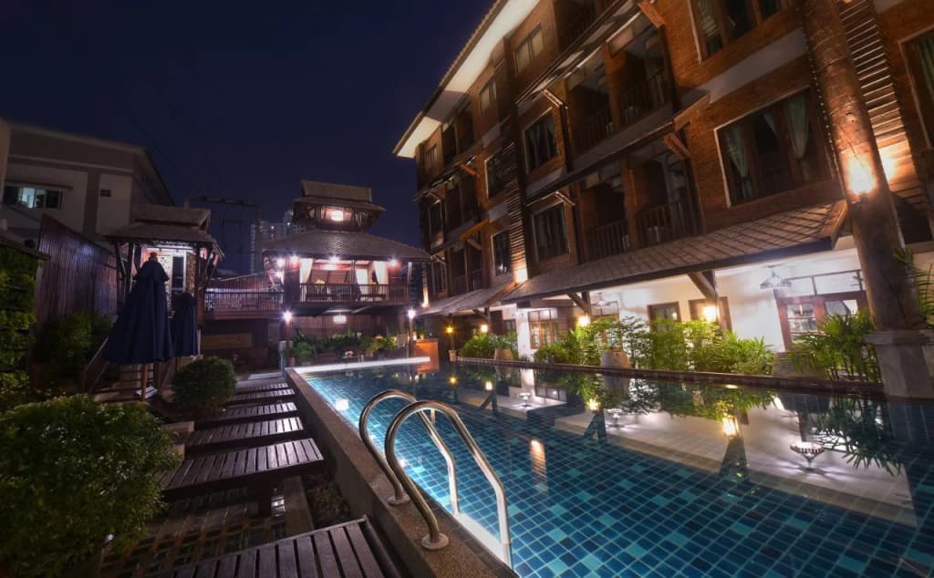 Sunny V Hotel - photo 15