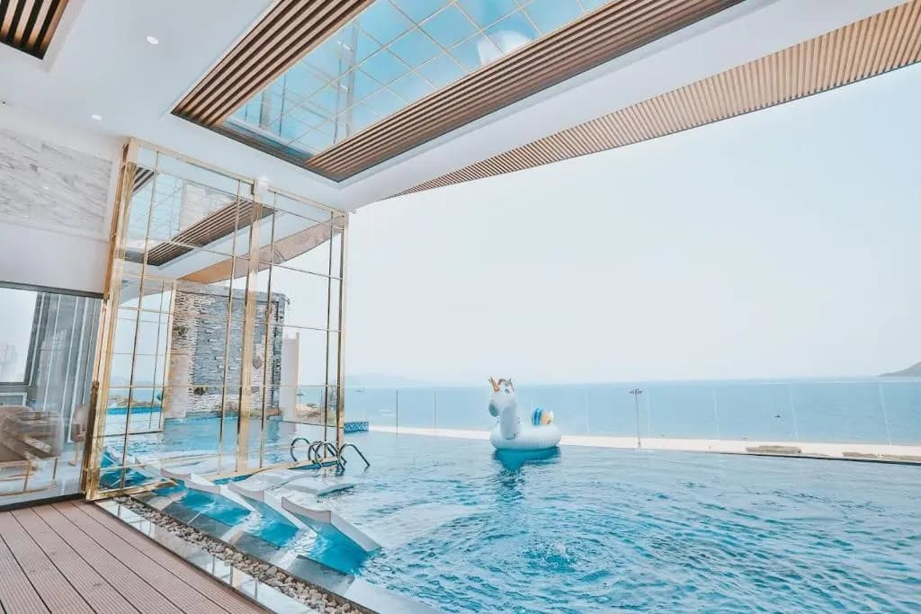 La Vague Hotel - photo 12