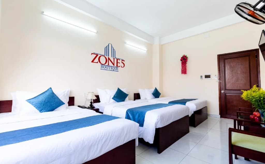 Zone 5 Boutique Hotel - photo 6