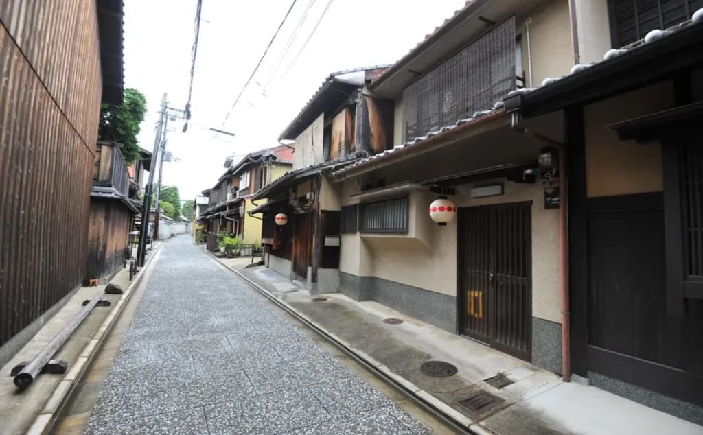 JAPANING HOTEL Kamishichiken - photo 1