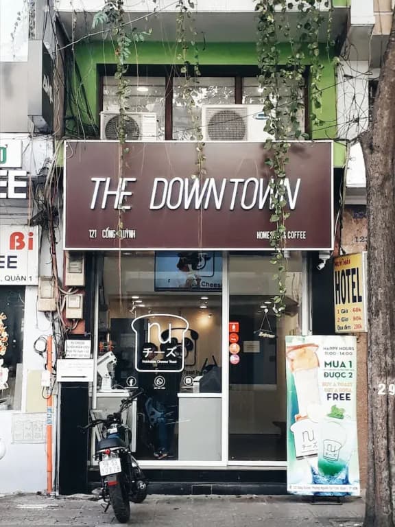The Downtown Homestay - photo 16