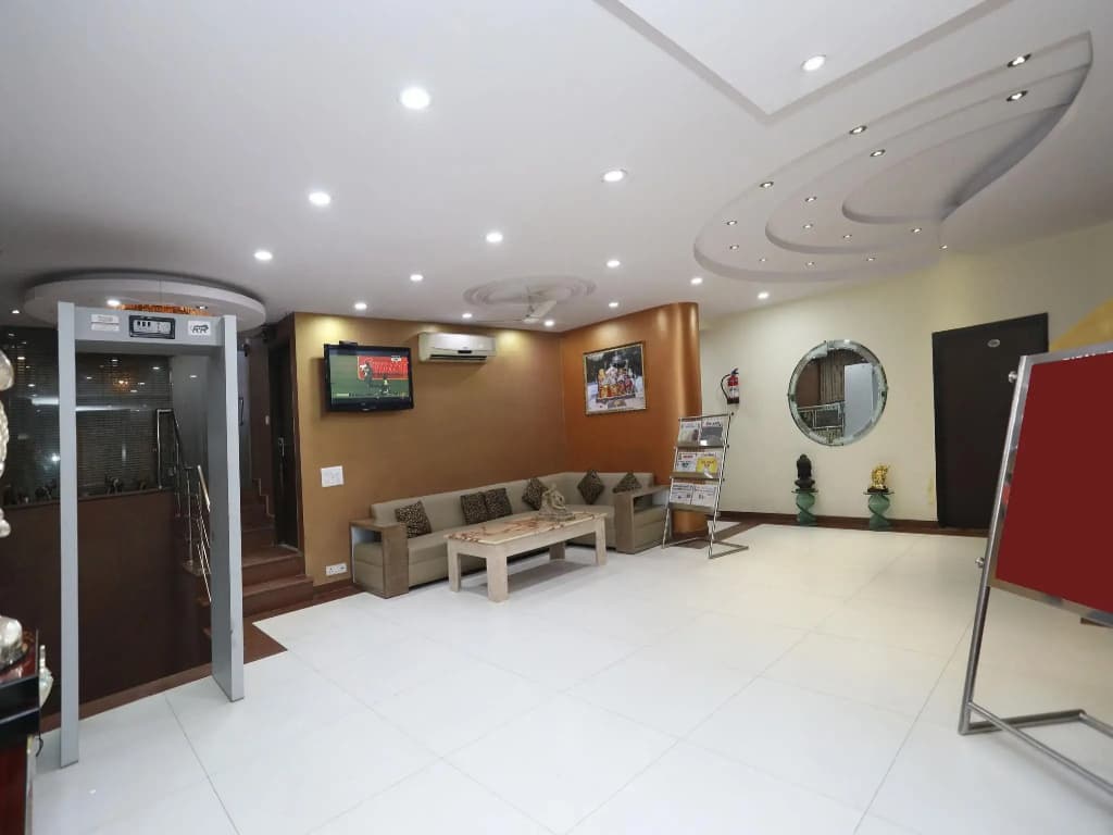 OYO 484 RTS Hotel - photo 1