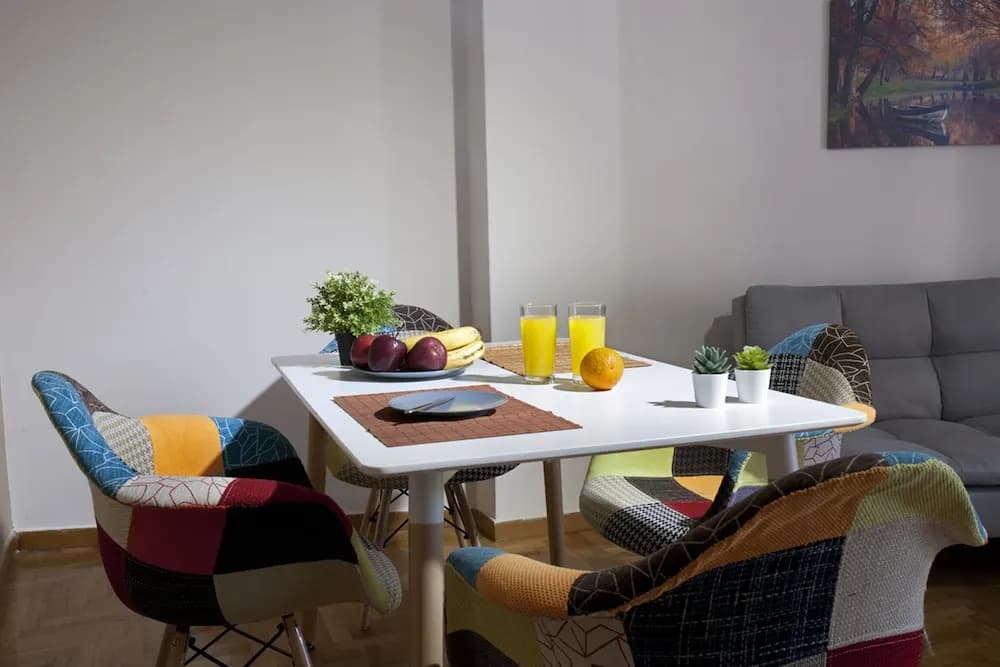 Pop art apartment at Koukaki - photo 11