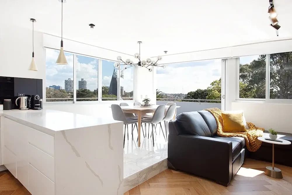Perfect Located 2-bed With Spacious Balcony & BBQ - photo 14