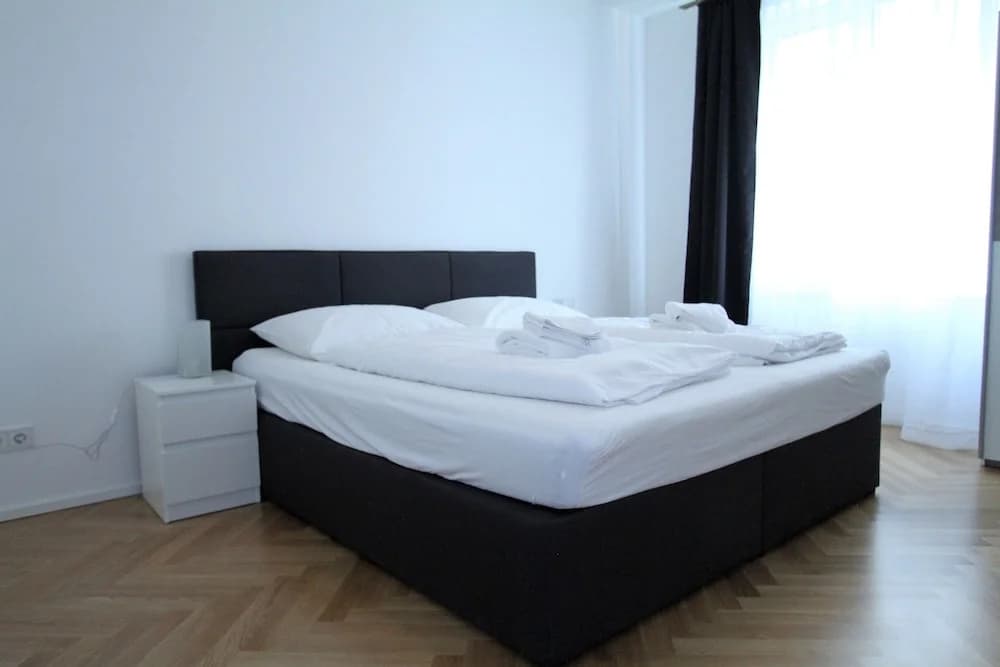 Edelweiss City Apartments State Opera - photo 5