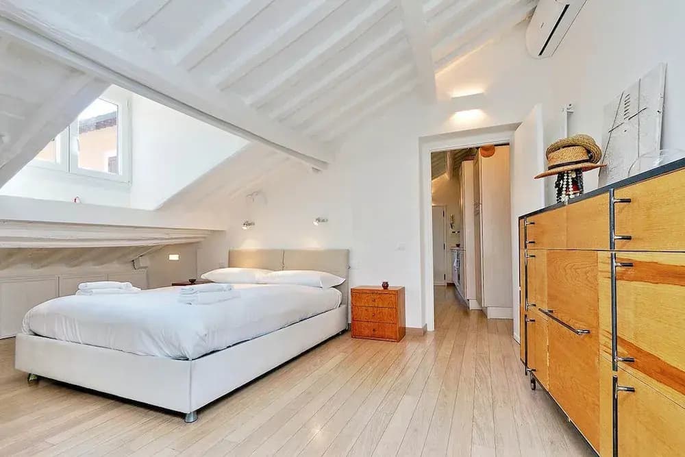 Pantheon Charming Attic - photo 5