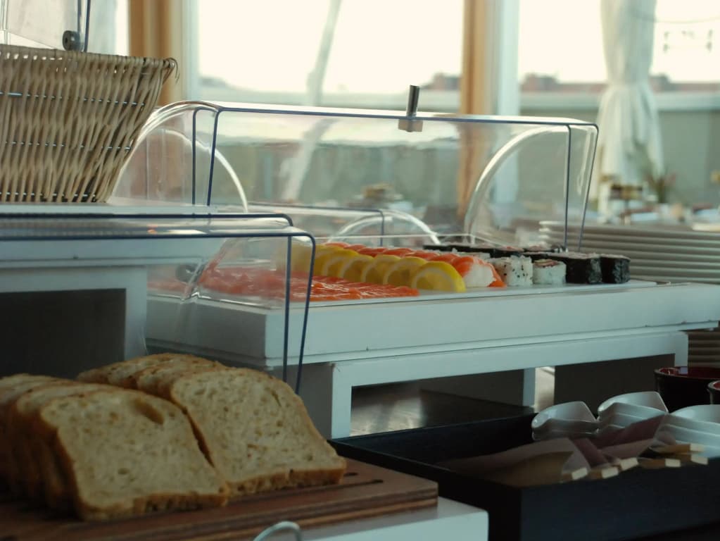 NU Hotel - photo 12