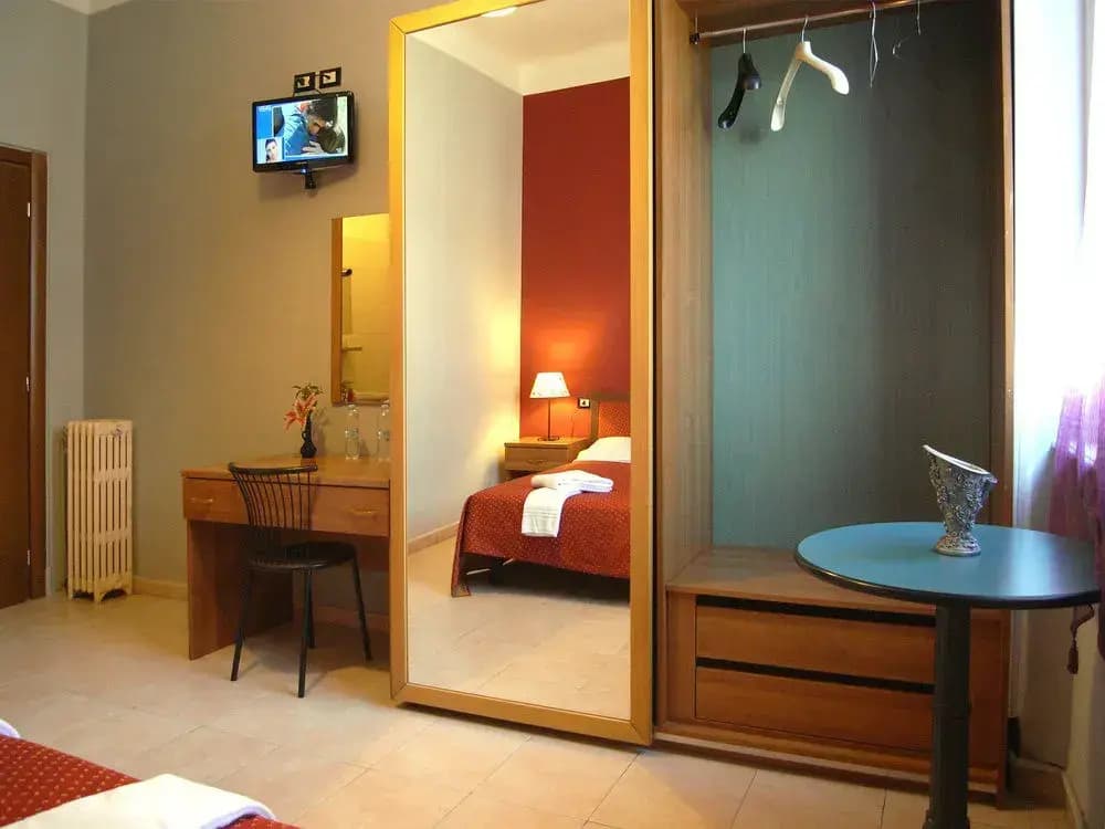 Hostel Emmy - photo 4