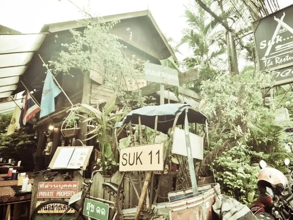Suk11 Hostel - photo 8