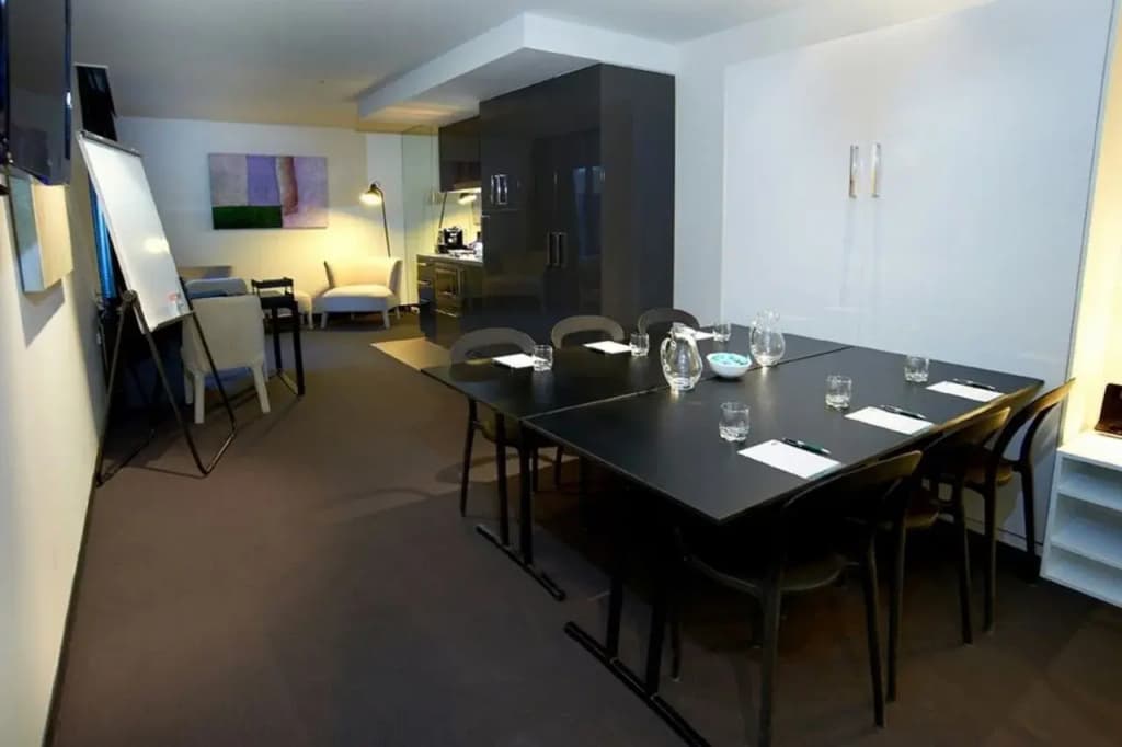 MainStay Suites Hawthorn - photo 16