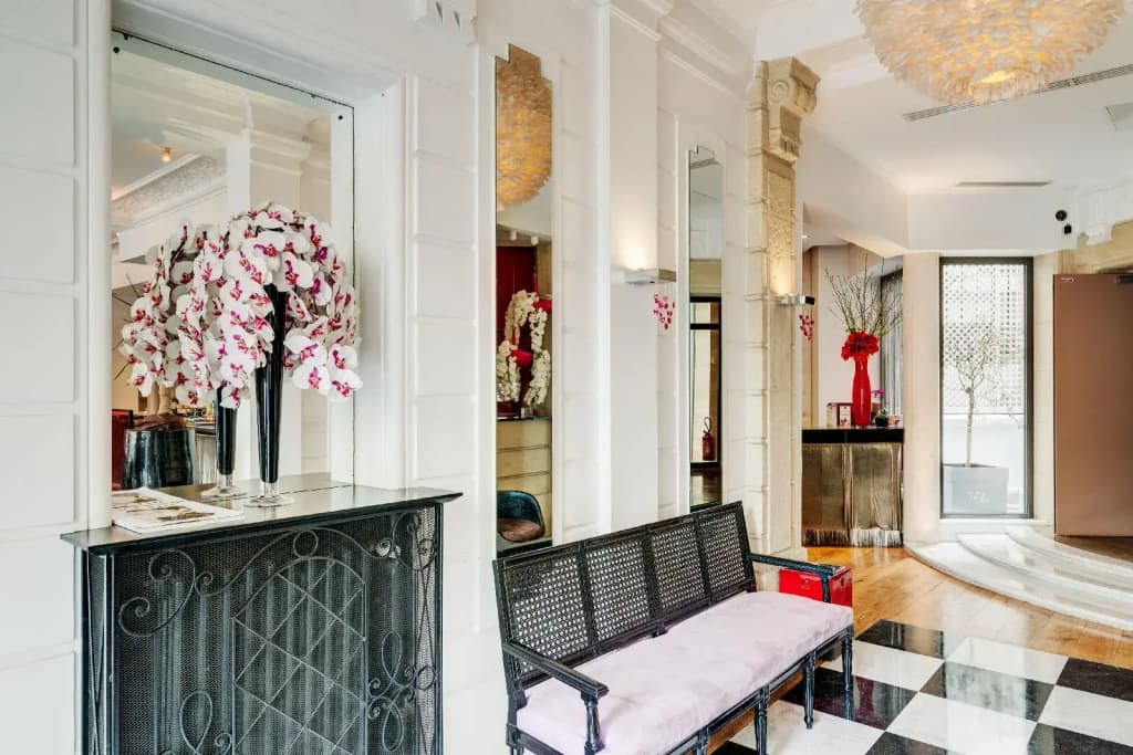 Hôtel Le 123 Elysées - Astotel - photo 24