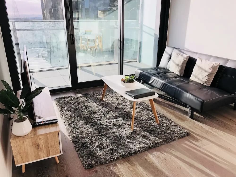 Explore Docklands Lovely Apartment LVL8 - photo 2
