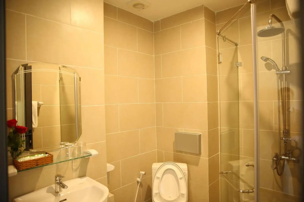 Aloha Hotel - photo 7