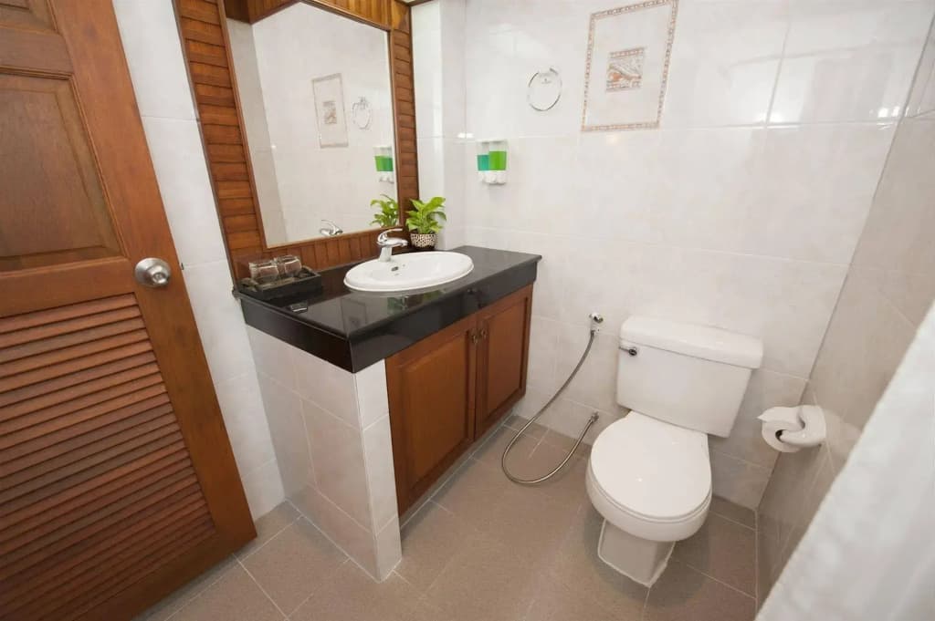Sun Hill Hotel Patong - photo 9