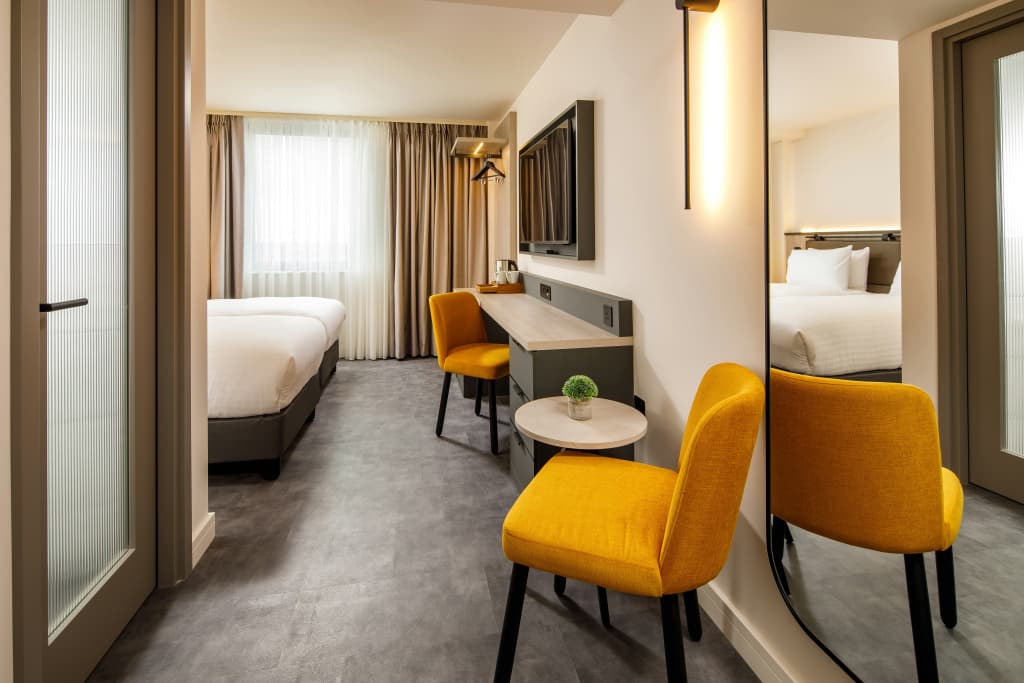 Southgate Hotel London - photo 17