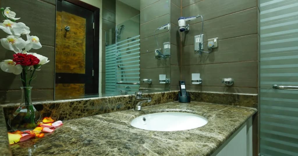 The Castle Premium Hotel - photo 9