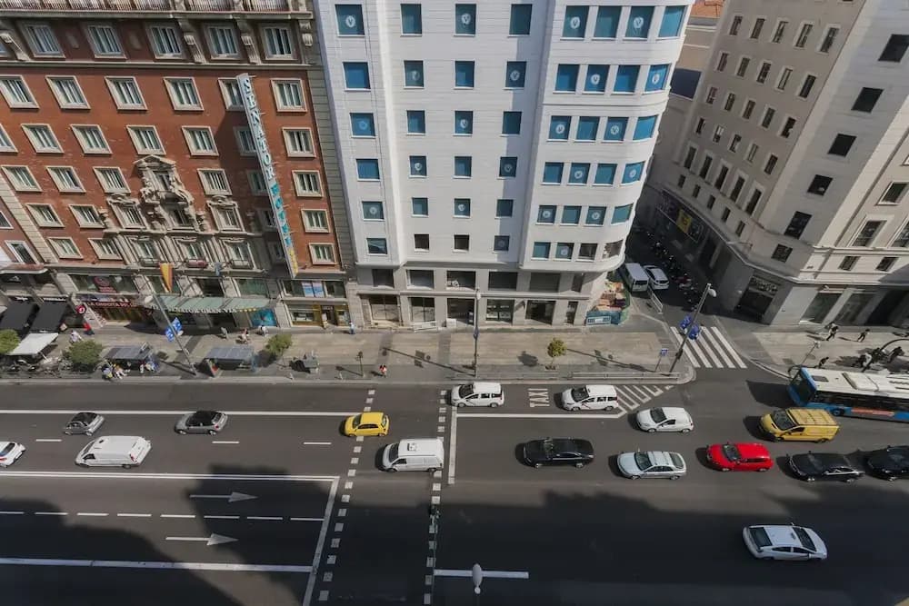 Dobo Homes Gran Via Iii - photo 12