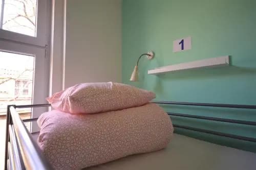 Travel & Joy Hostel - photo 4