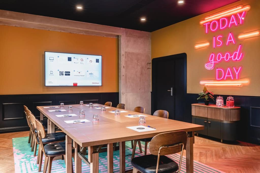 Moxy Paris La Villette Hotel - photo 49