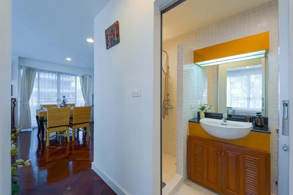 2 Bedroom in Prime Location BSRS - photo 6