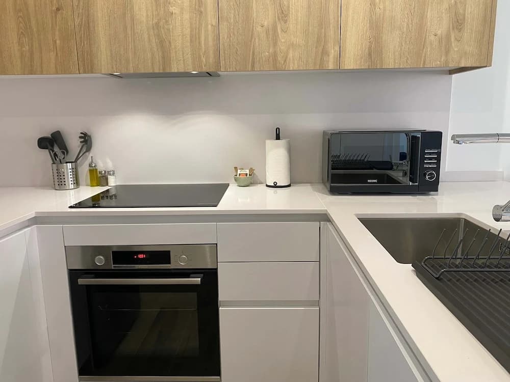 w Modern 2BR With Terrace in Chueca - photo 3