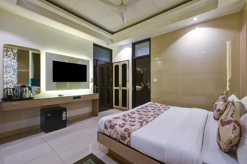 Hotel Baba Deluxe - photo 22