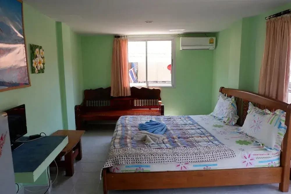 Pott Guesthouse - photo 15