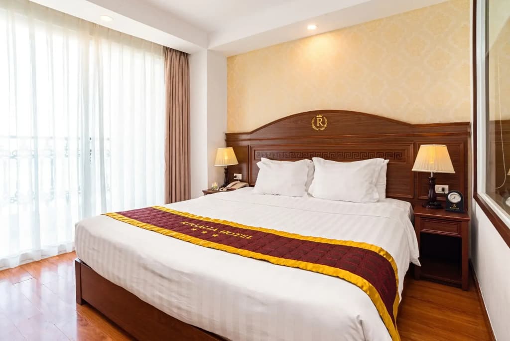 Regalia Hotel - photo 6