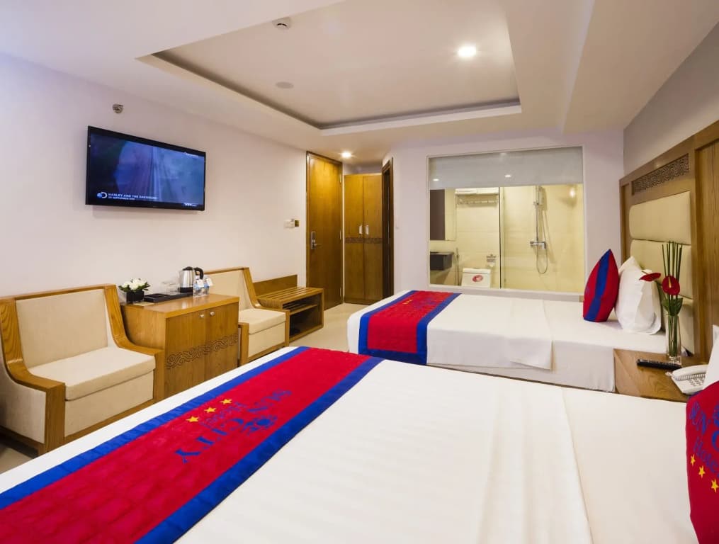 Sun City Hotel - photo 3
