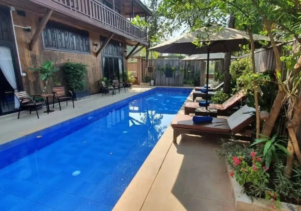 Three Little Birds - photo 15