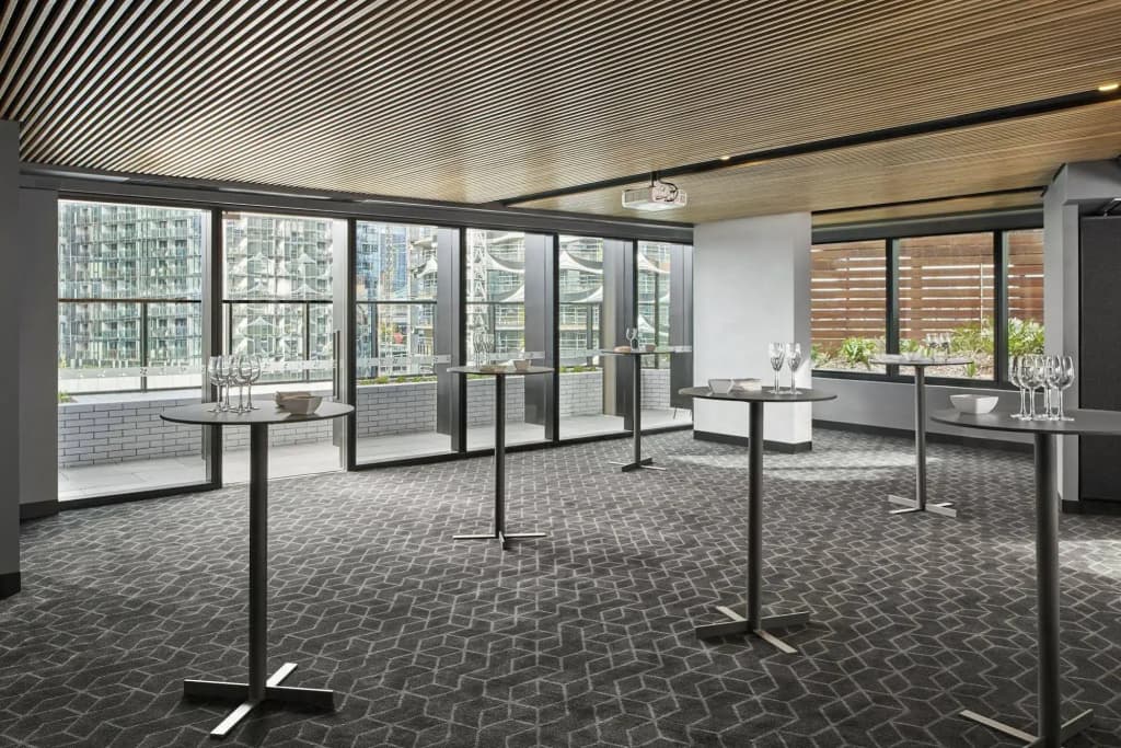 Vibe Hotel Melbourne Docklands - photo 32