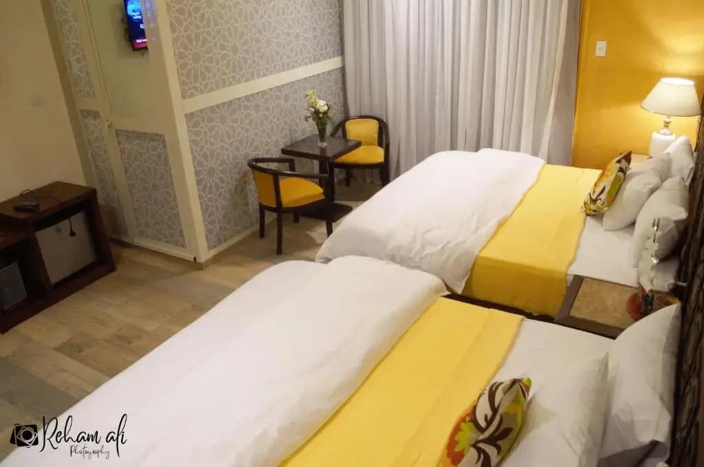The Location Hotel - photo 2