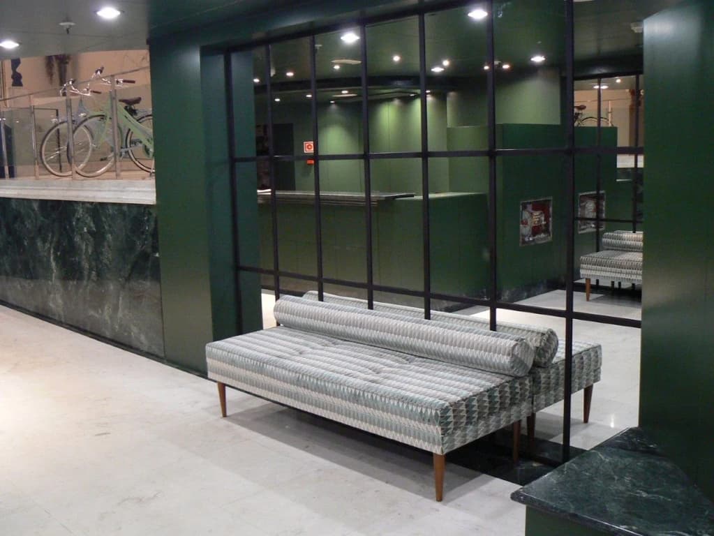 Chic & Basic Velvet Hotel - photo 17