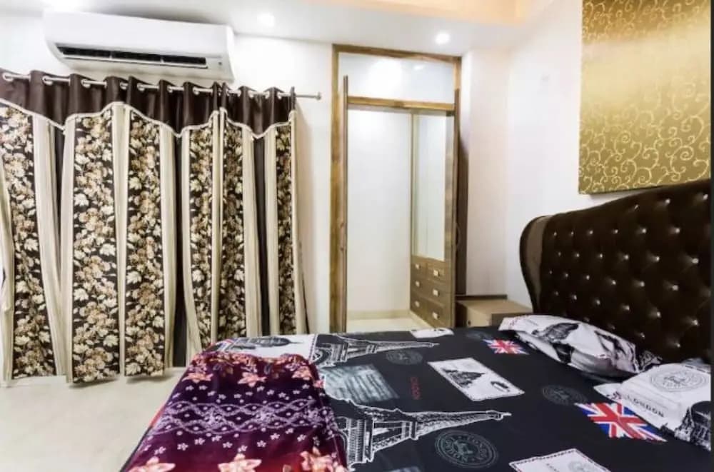 The Penthouse Delhi - photo 30