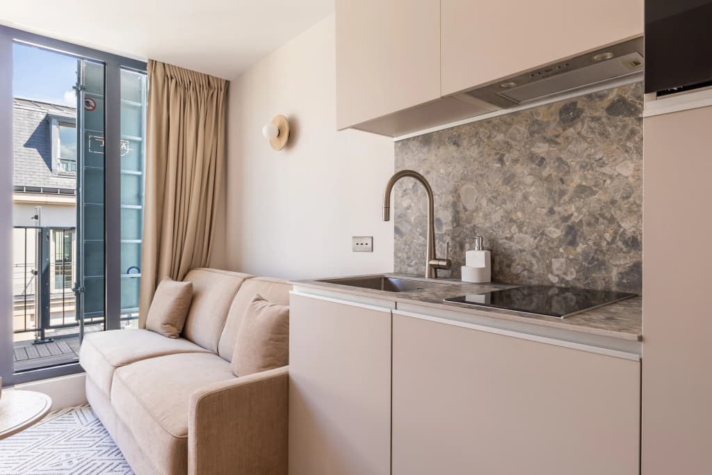Le Pera Hotel - photo 17