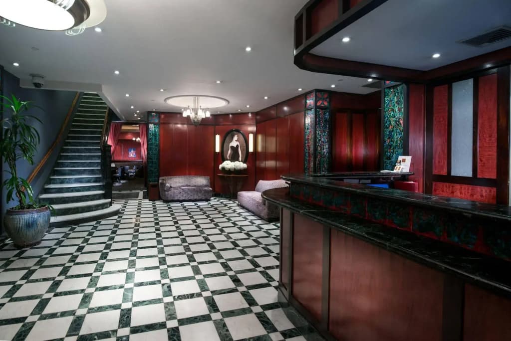 Washington Square Hotel - photo 2