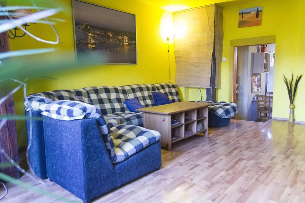 7x24 Central Hostel - photo 3