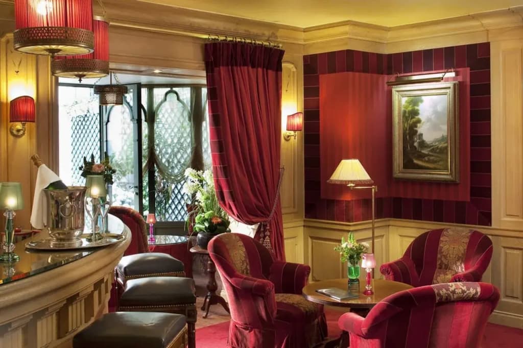 Hotel Chambiges Elysées - photo 17