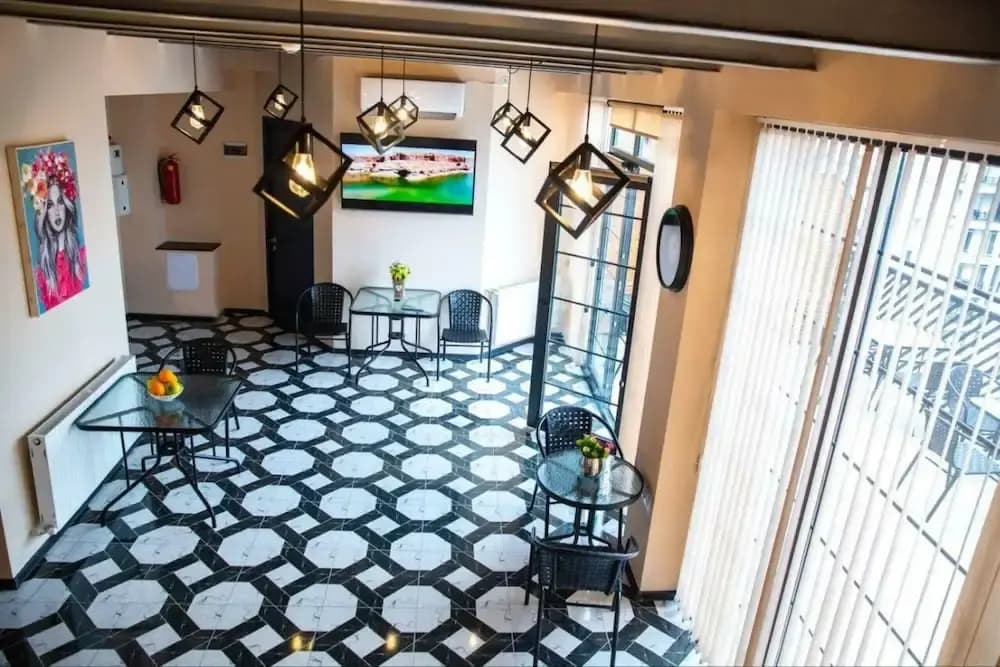 Hotel Sky Room - photo 14