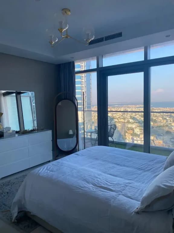 Gorgeous 2 Br in Paramount - photo 6