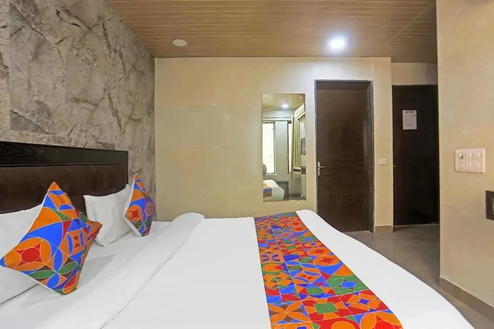 FabHotel Gera’s - photo 2
