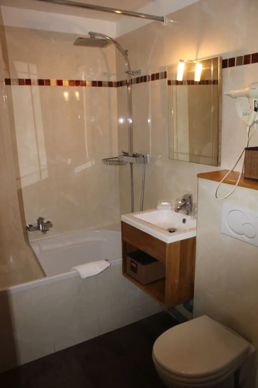 Hotel Metropolitain - photo 15