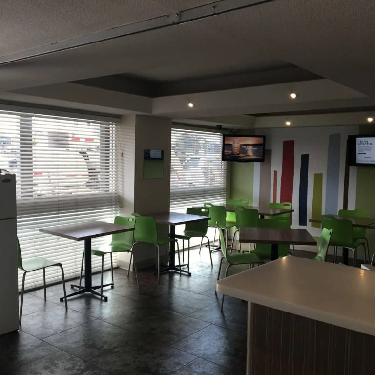 ibis Budget Fawkner - photo 12