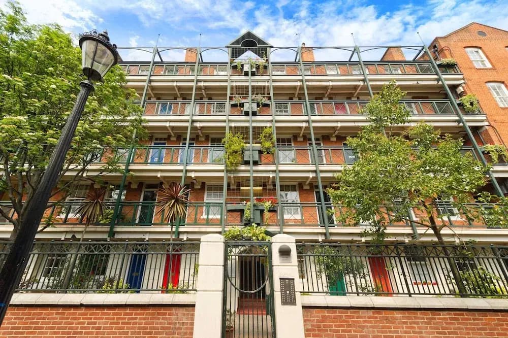 Uber London Theatre Land House - main photo