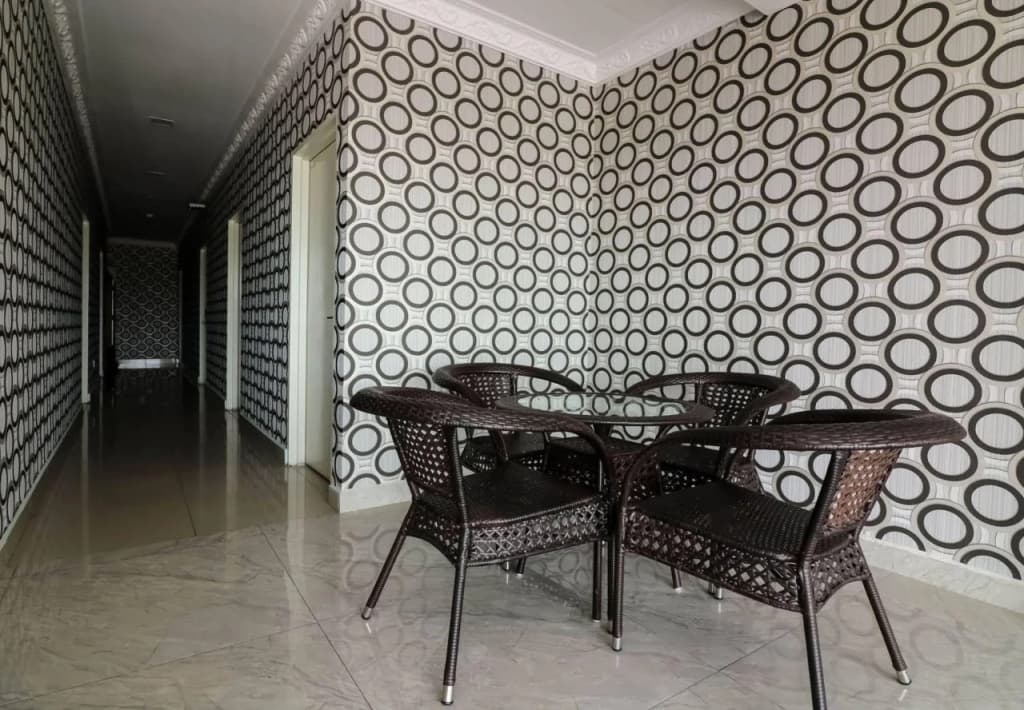 Royale City Hotel - photo 17